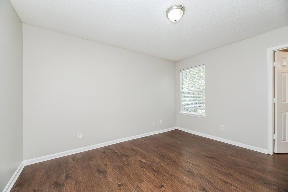 3-Bed Rental on 7911 Melvin Rd photo 12