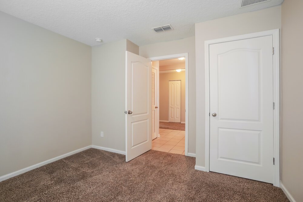 4-Bed Rental on 3251 Canyon Falls photo 12