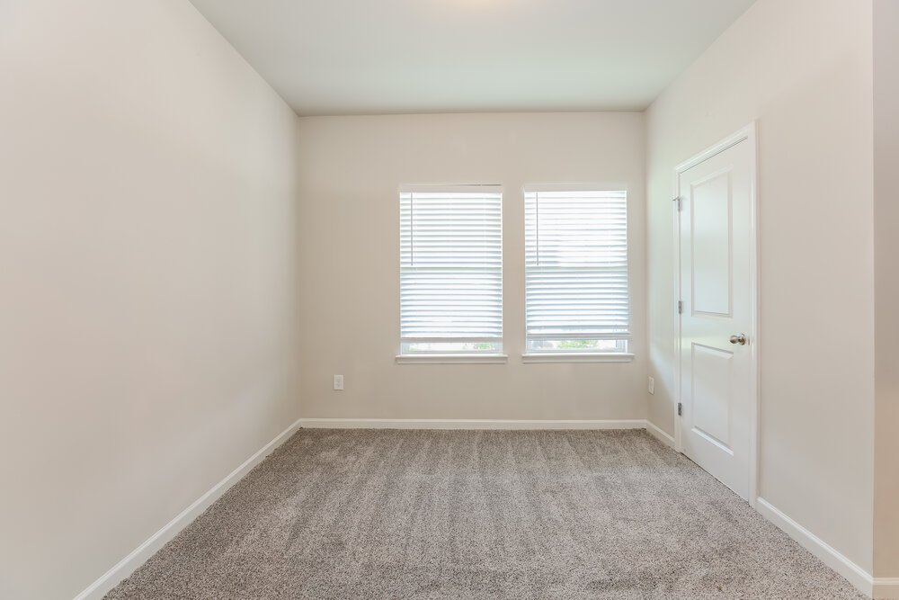 4-Bed Rental on 5842 Union Grove photo 12