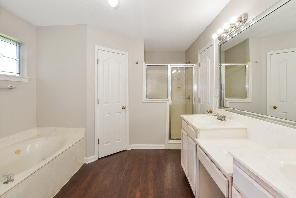 3-Bed Rental on 1859 Winners Circle photo 12