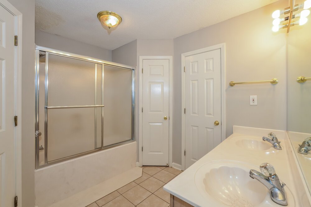 3-Bed Rental on 6967 Naples Dr photo 12