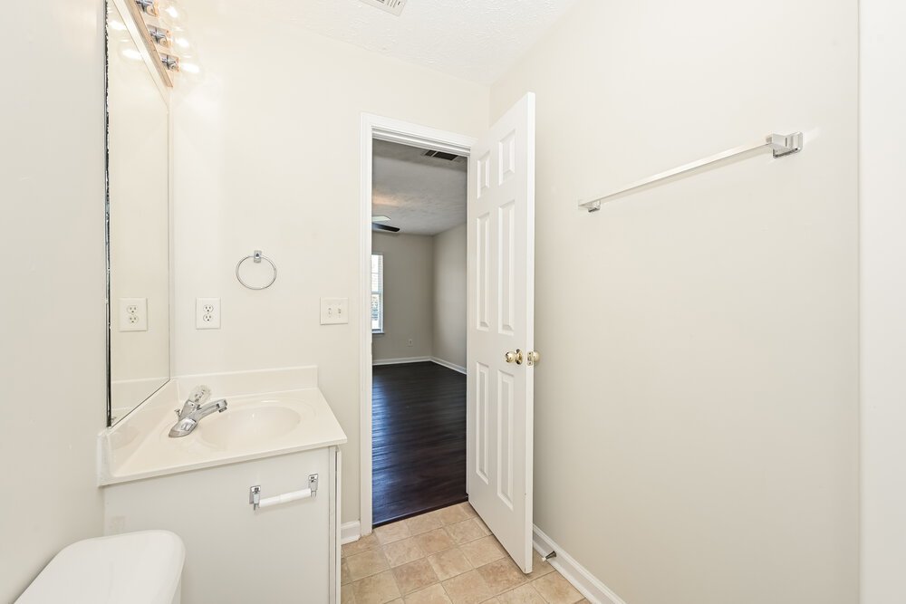 3-Bed Rental on 305 Indian Park photo 12
