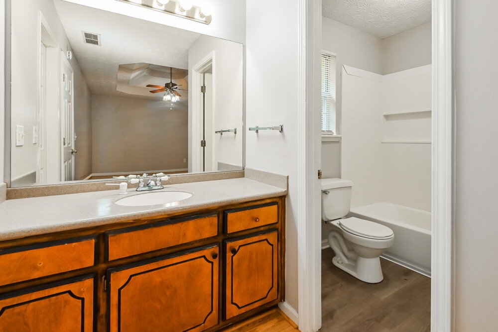 3-Bed Rental on 85 Lakeside Dr photo 12