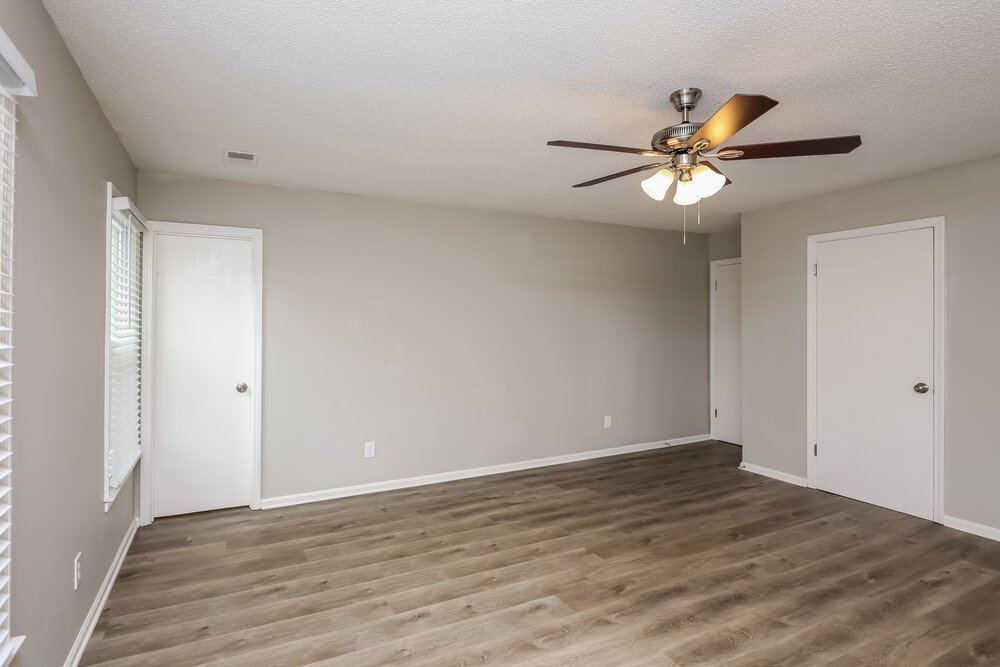 3-Bed Rental on 649 Edwards Ct photo 12