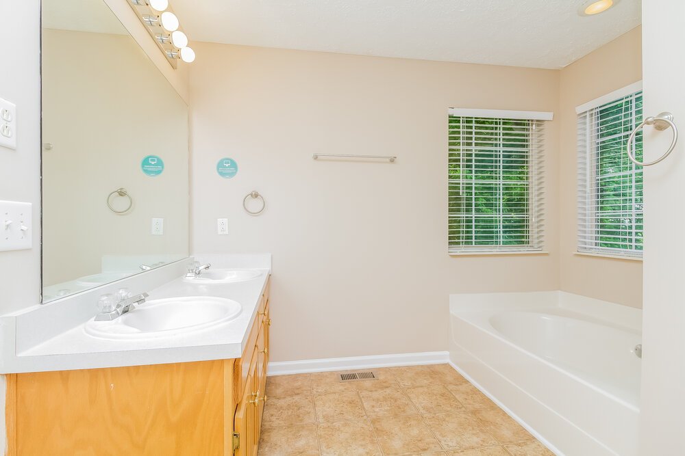 3-Bed Rental on 2001 Stanford Village photo 12