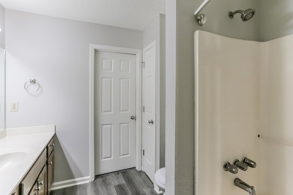 3-Bed Rental on 7007 Raleigh Lagrange photo 12