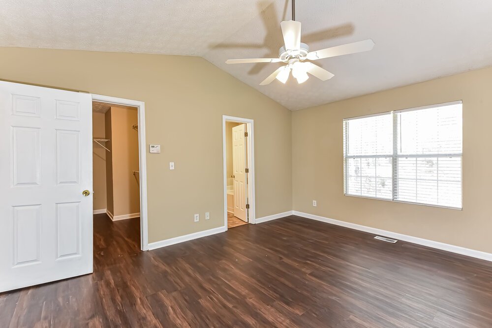 4-Bed Rental on 735 Bridgewood Ct photo 12