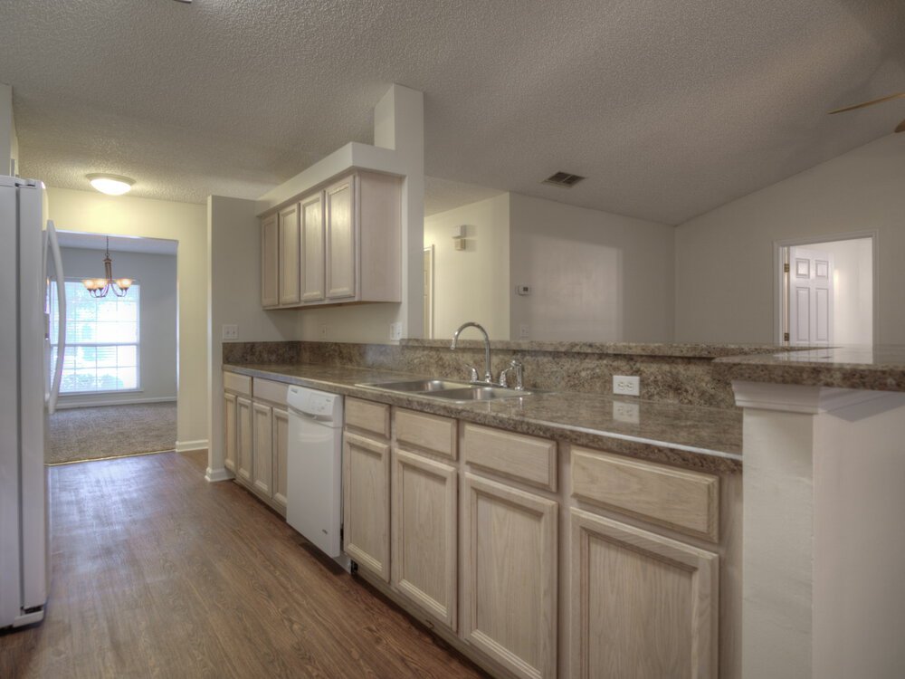 4-Bed Rental on 1336 Marsh Grass photo 12