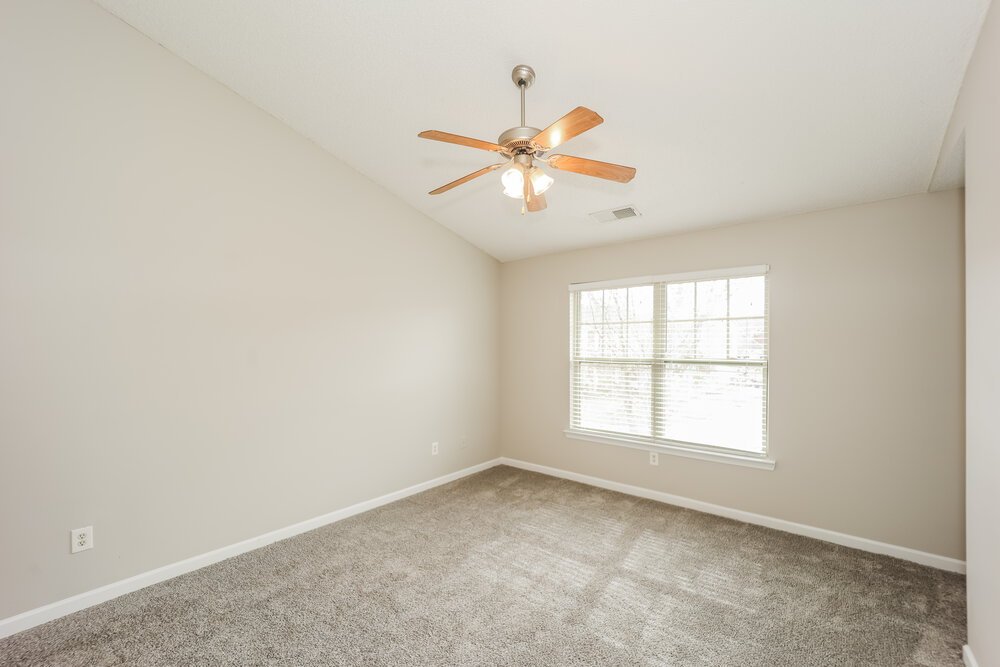 3-Bed Rental on 3076 Broadleaf Trail photo 12