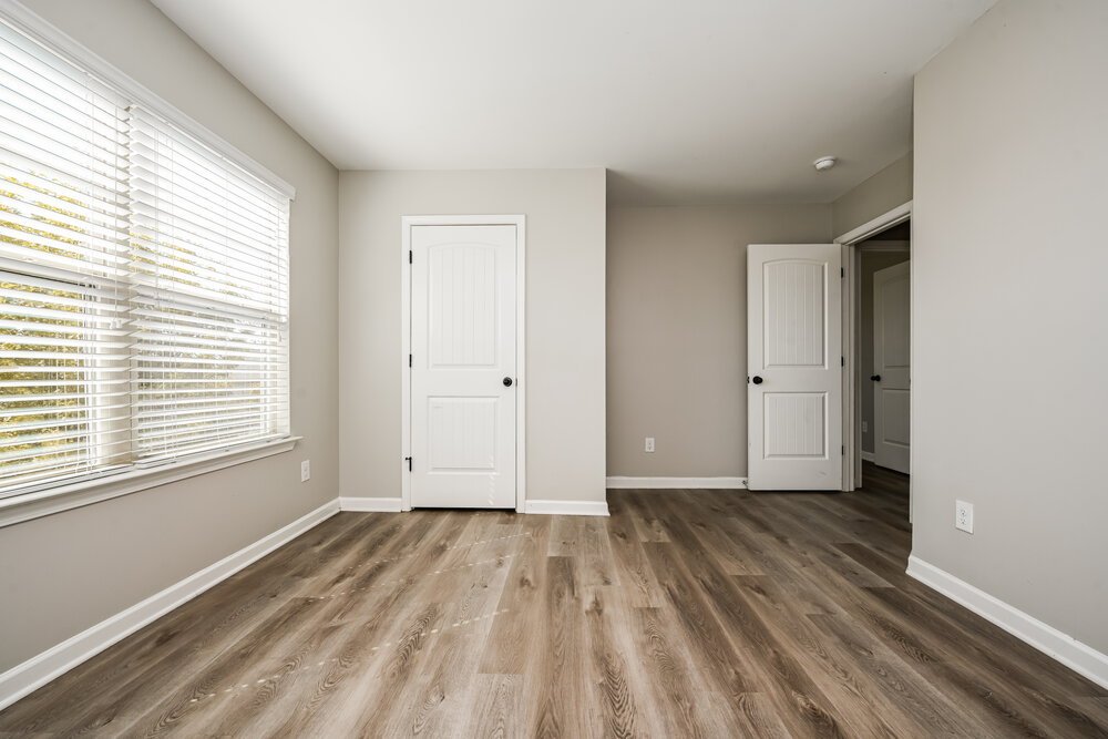 4-Bed Rental on 221 Magnaview Dr photo 12