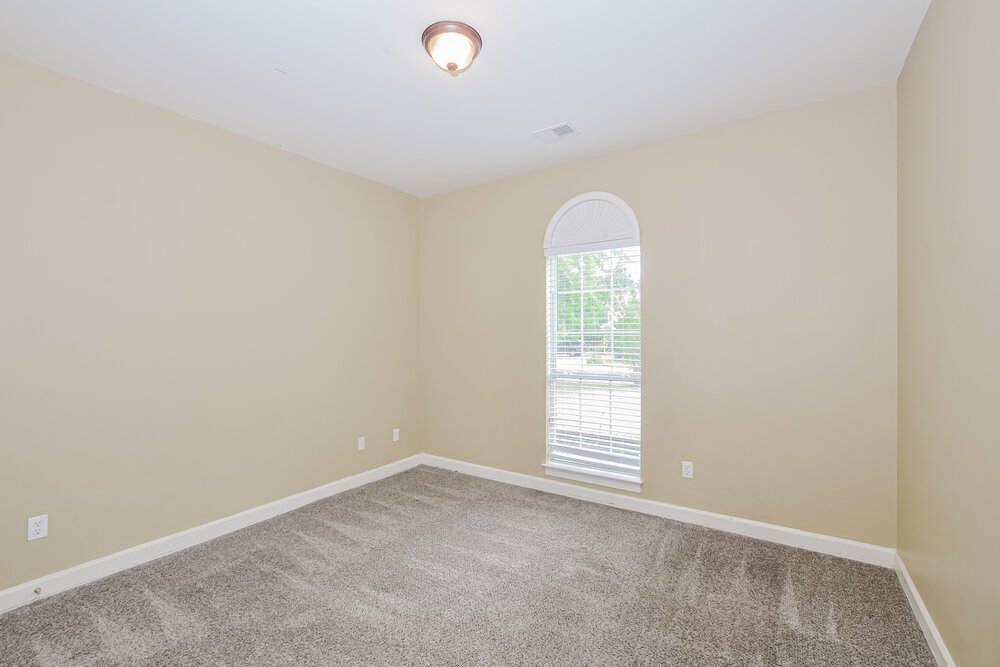 4-Bed Rental on 2722 Nelle Ln photo 12