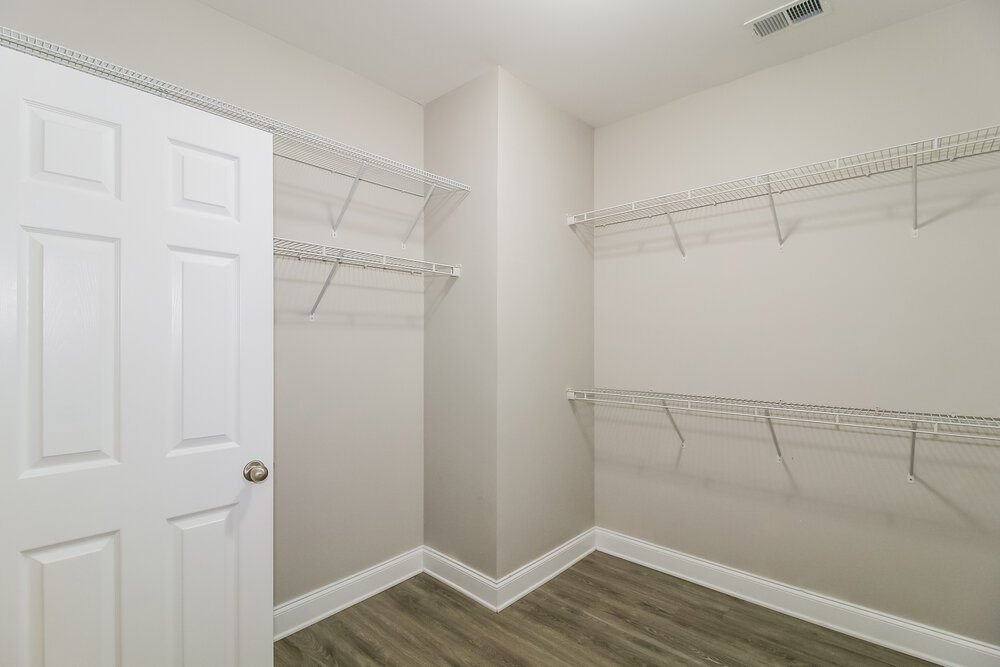 3-Bed Rental on 215 Village Park photo 12