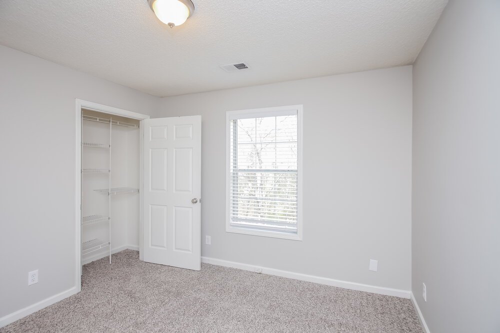 4-Bed Rental on 1929 Knipe Dr photo 13