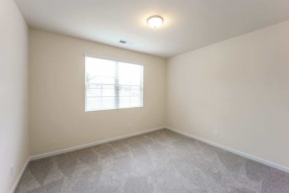 4-Bed Rental on 449 Culloden Moor photo 13