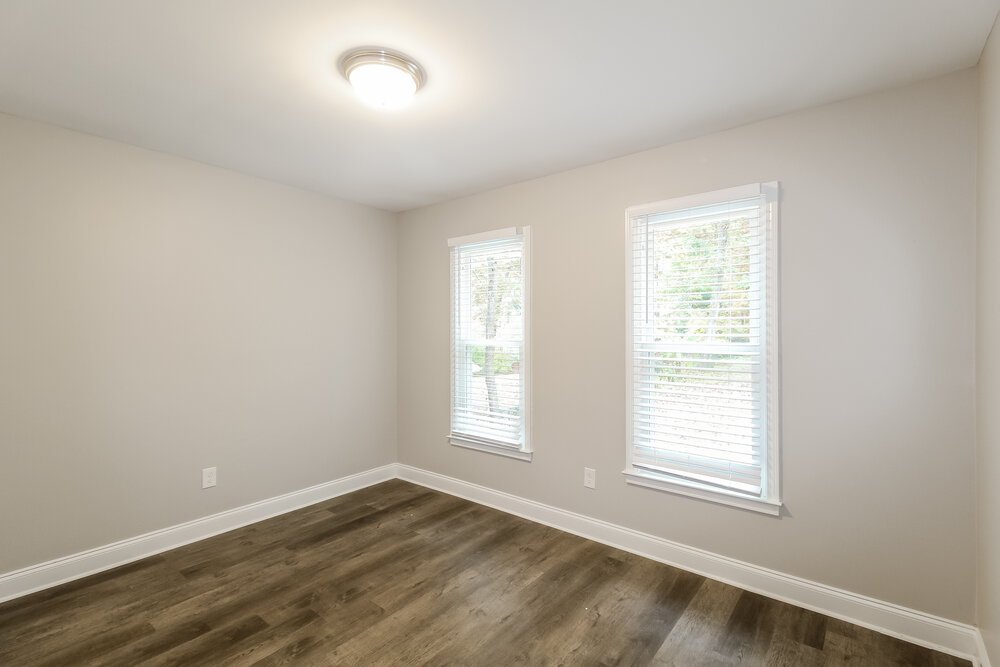 3-Bed Rental on 2570 Broadmoor Ct photo 13