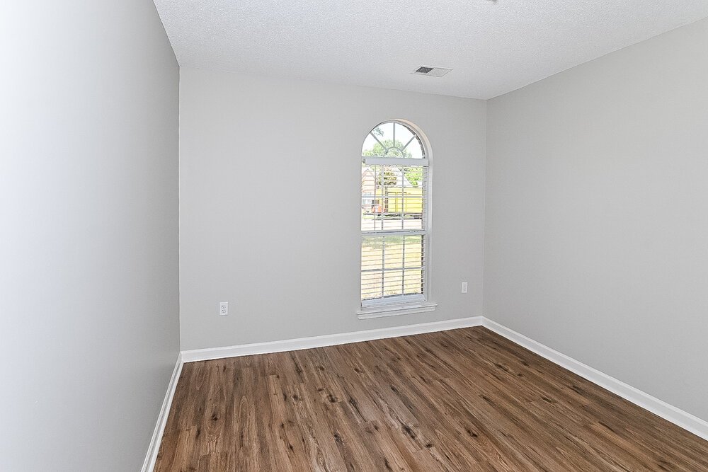 3-Bed Rental on 6620 Tealwood Dr photo 13