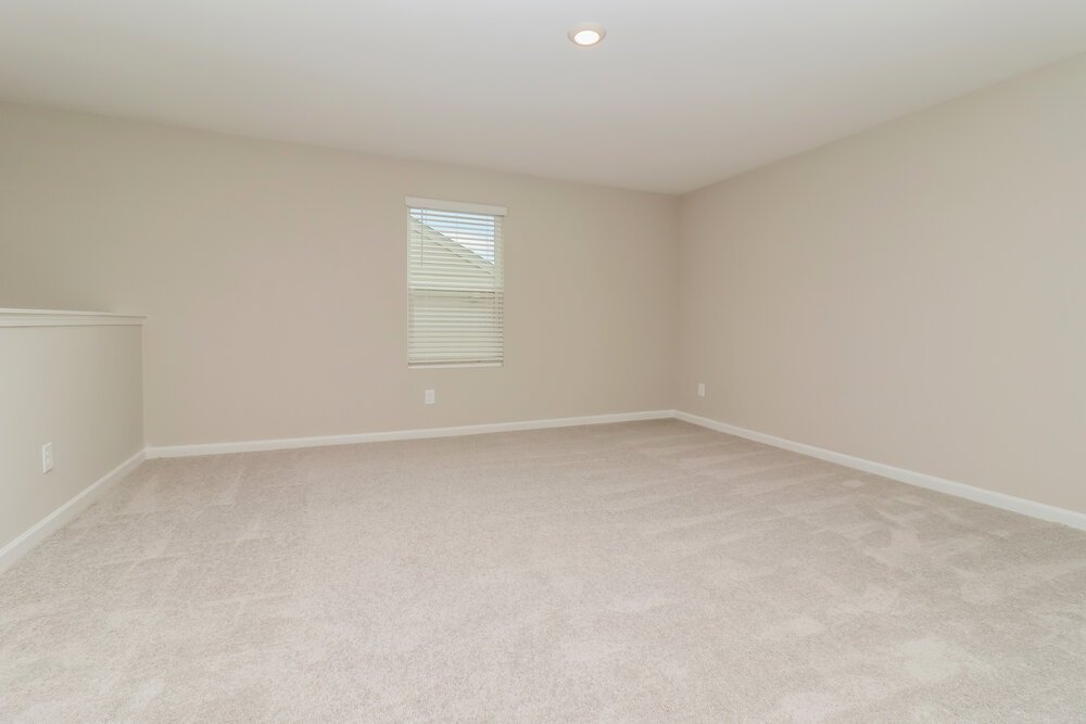 5-Bed Rental on 506 Knightsbridge Lane photo 13