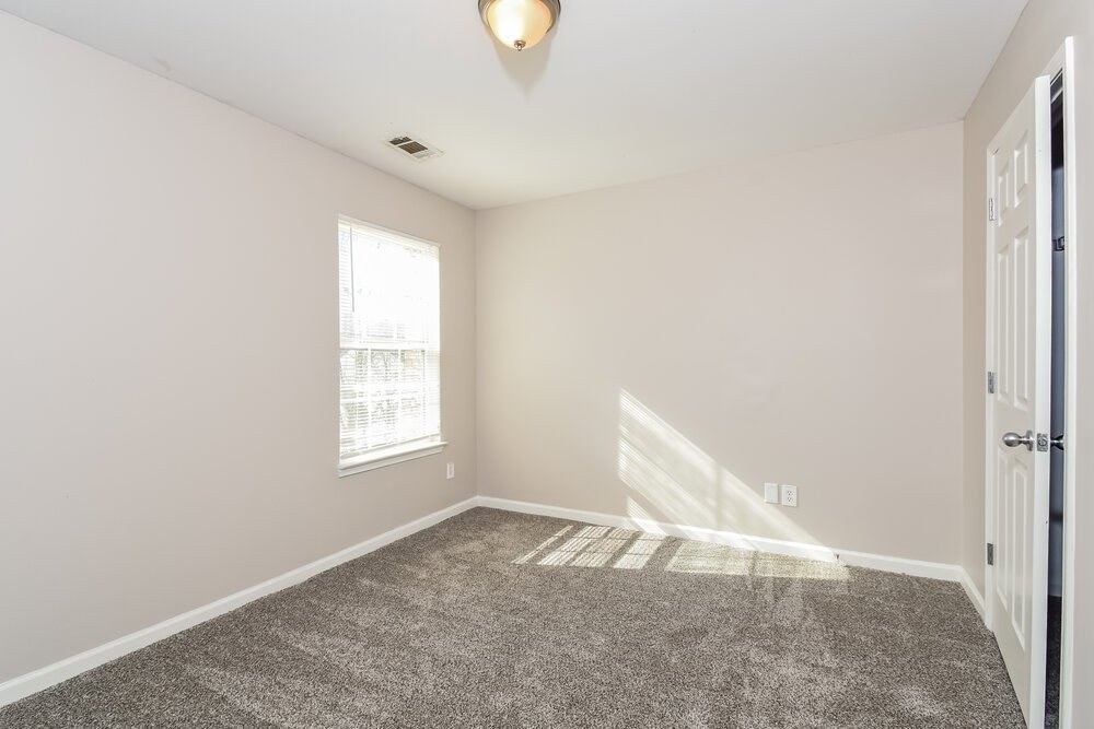 5-Bed Rental on 250 Alamosa Path photo 13