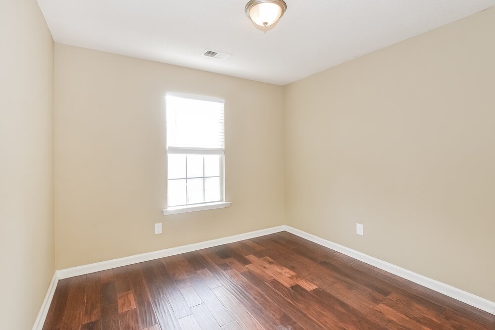3-Bed Rental on 7642 Fox Hunt photo 13