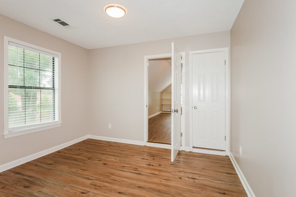 3-Bed Rental on 7733 Deerfield Trce photo 13