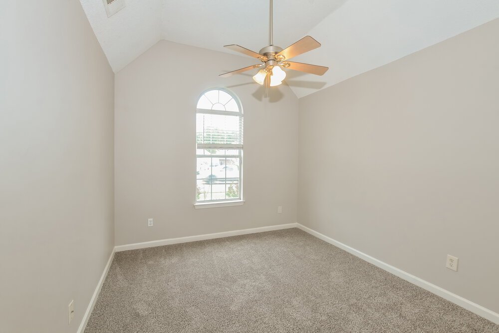 3-Bed Rental on 6967 Naples Dr photo 13