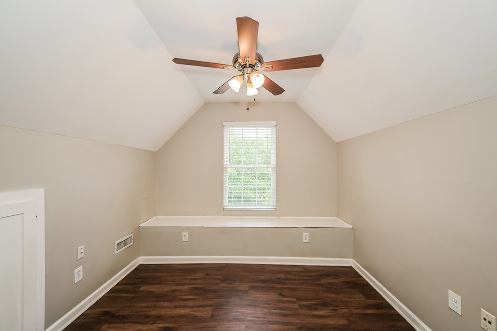 3-Bed Rental on 222 Hermitage Dr photo 13