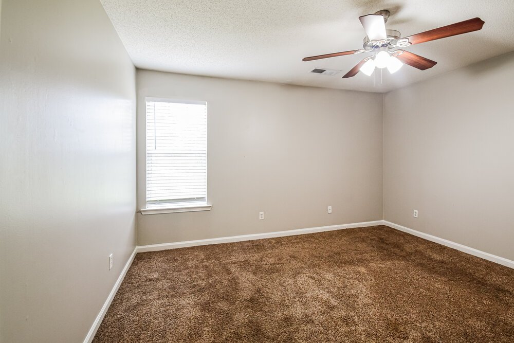 3-Bed Rental on 4506 Shadow Hollow photo 13