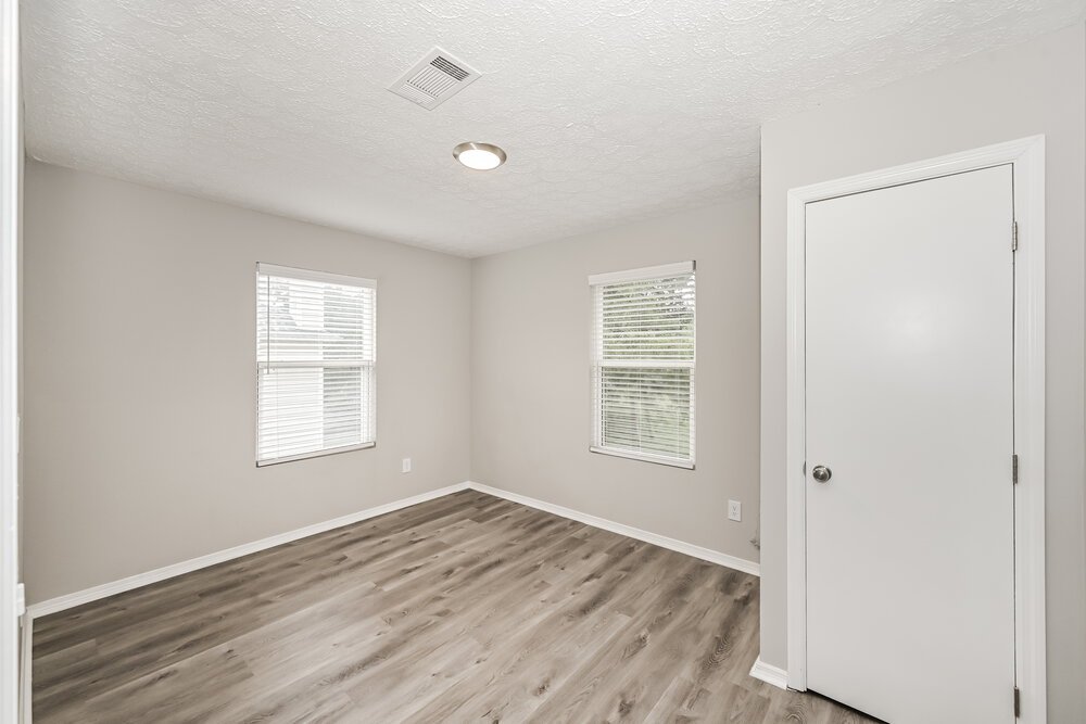 4-Bed Rental on 807 General Barksdale photo 13