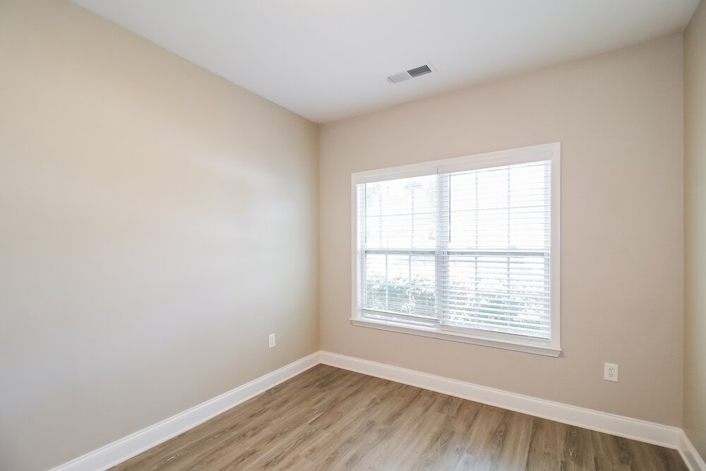 3-Bed Rental on 215 Village Park photo 13