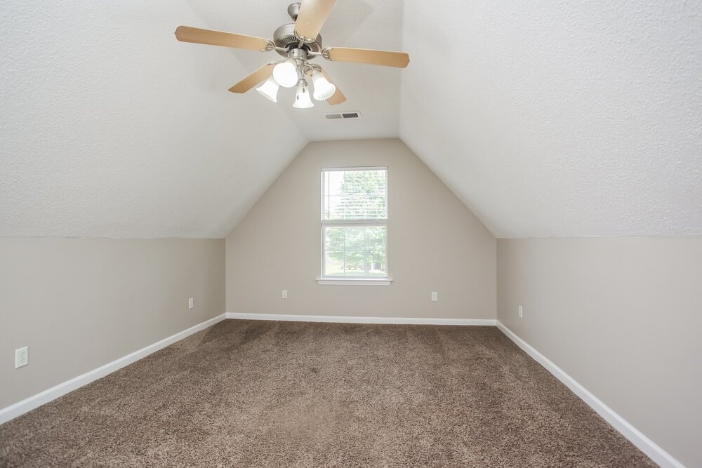 4-Bed Rental on 6379 Sandbourne E photo 13