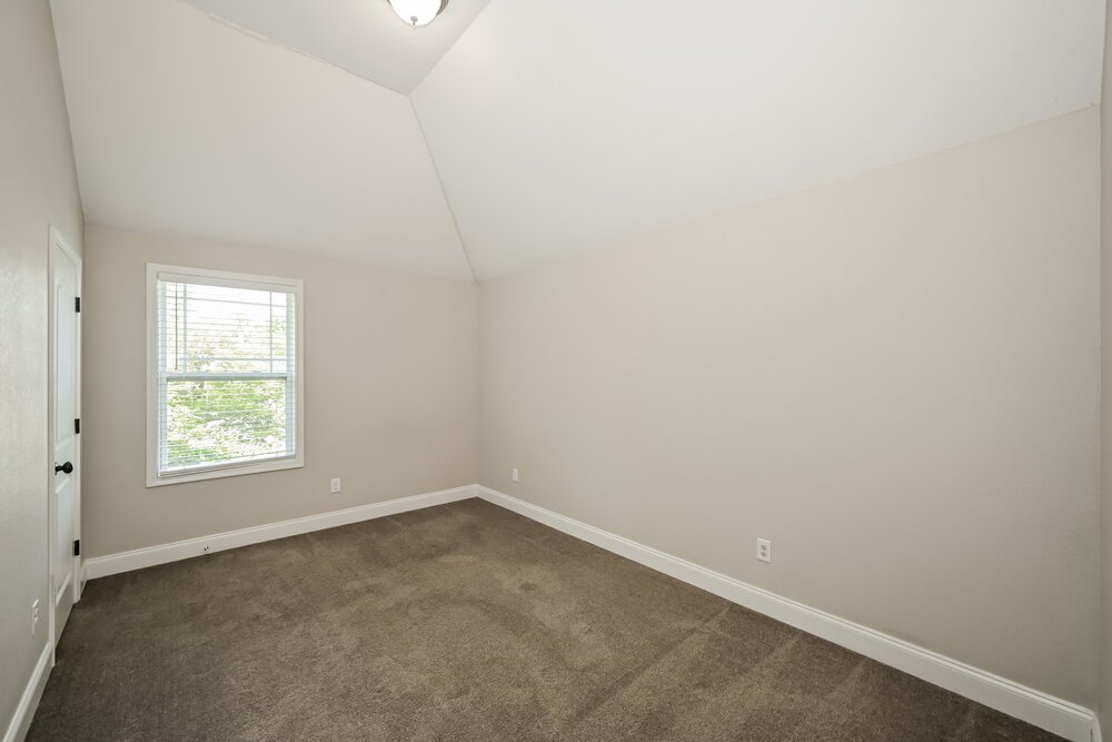 4-Bed Rental on 1217 Catawba Way photo 13