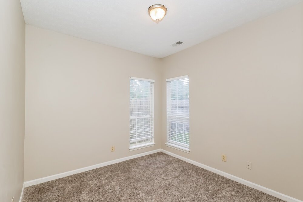 3-Bed Rental on 495 Anna Ave photo 13