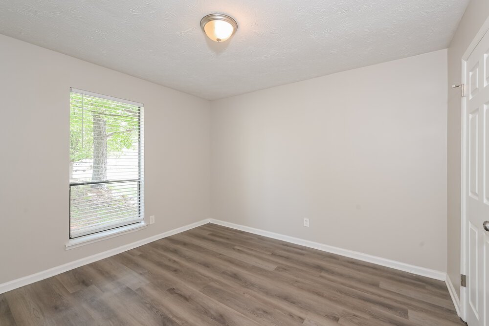 3-Bed Rental on 5177 Aberdeen Ct photo 13