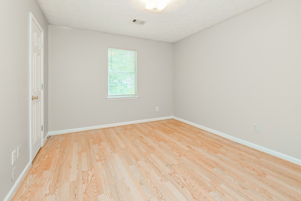3-Bed Rental on 85 Lakeside Dr photo 13