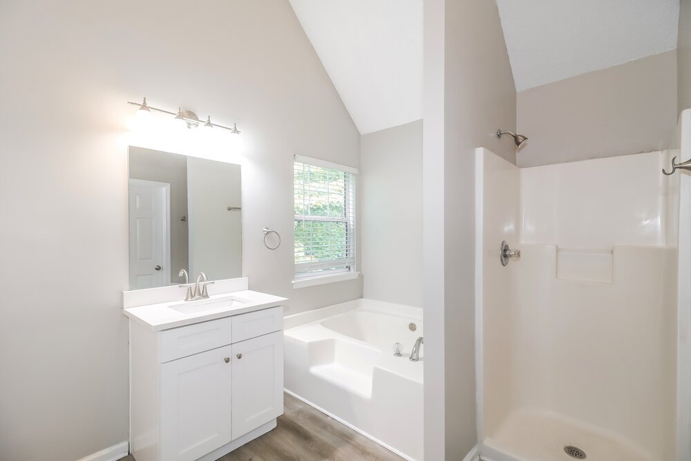 4-Bed Rental on 7210 Mahogany Dr photo 13