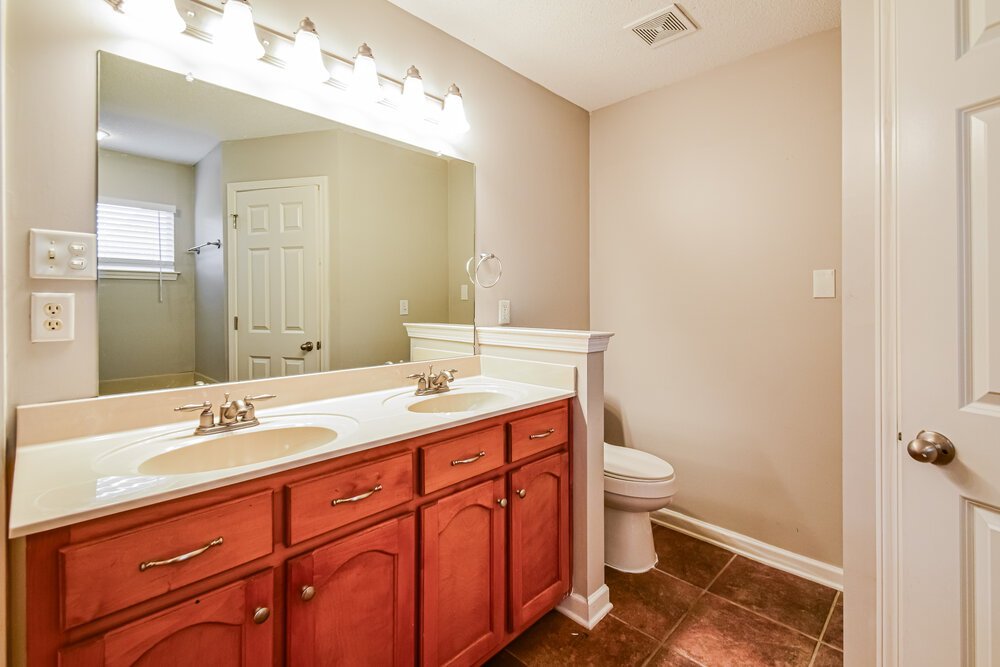 4-Bed Rental on 5764 Deer Ridge photo 13