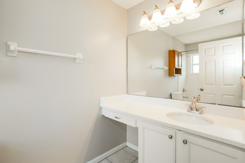 3-Bed Rental on 330 Canoe Cir photo 13