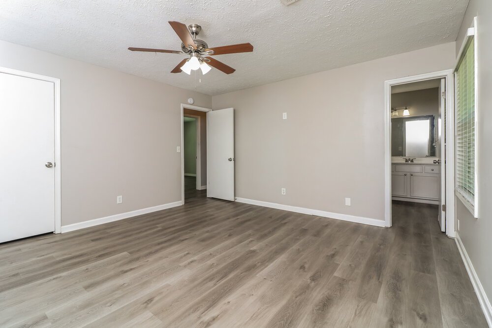 3-Bed Rental on 3000 Owens Meadow photo 13