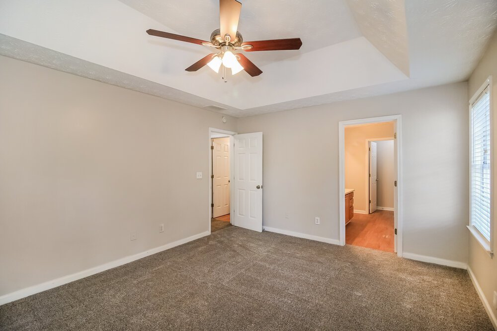 3-Bed Rental on 1905 Elm Park photo 13