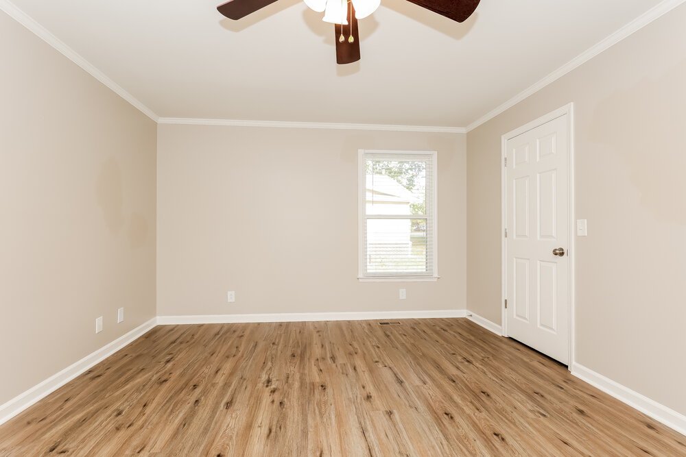 3-Bed Rental on 2409 Racquet Club photo 13