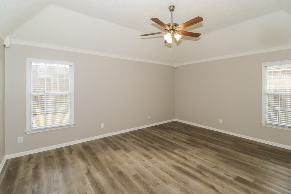 3-Bed Rental on 9339 Chimneyrock Blvd photo 13