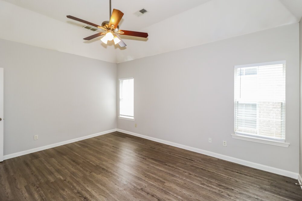3-Bed Rental on 7575 Glen Creek photo 13