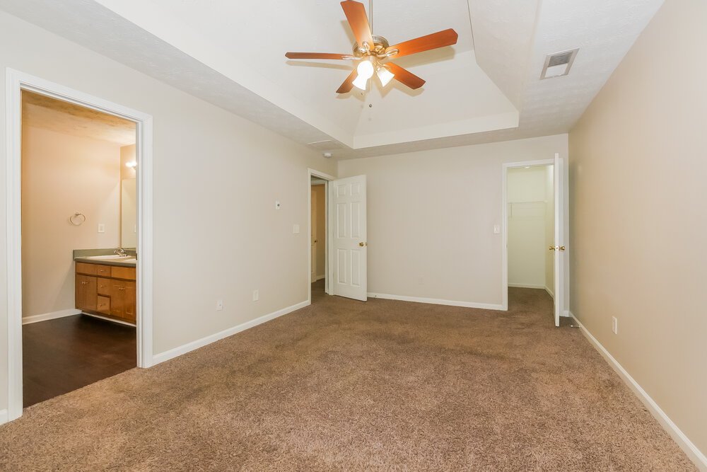 4-Bed Rental on 1002 Allegiance Dr photo 13