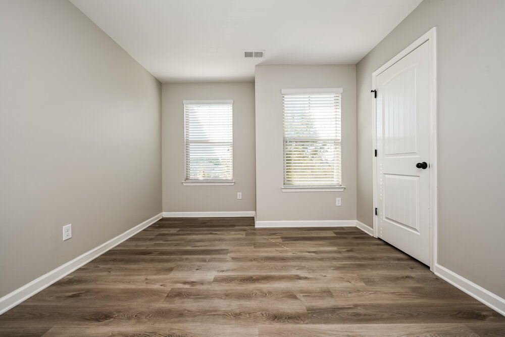 4-Bed Rental on 221 Magnaview Dr photo 13