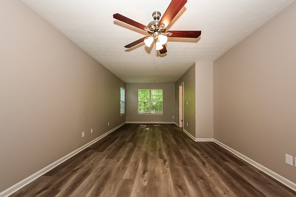 3-Bed Rental on 2530 Walter Way photo 13