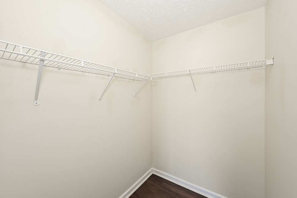 3-Bed Rental on 305 Indian Park photo 13