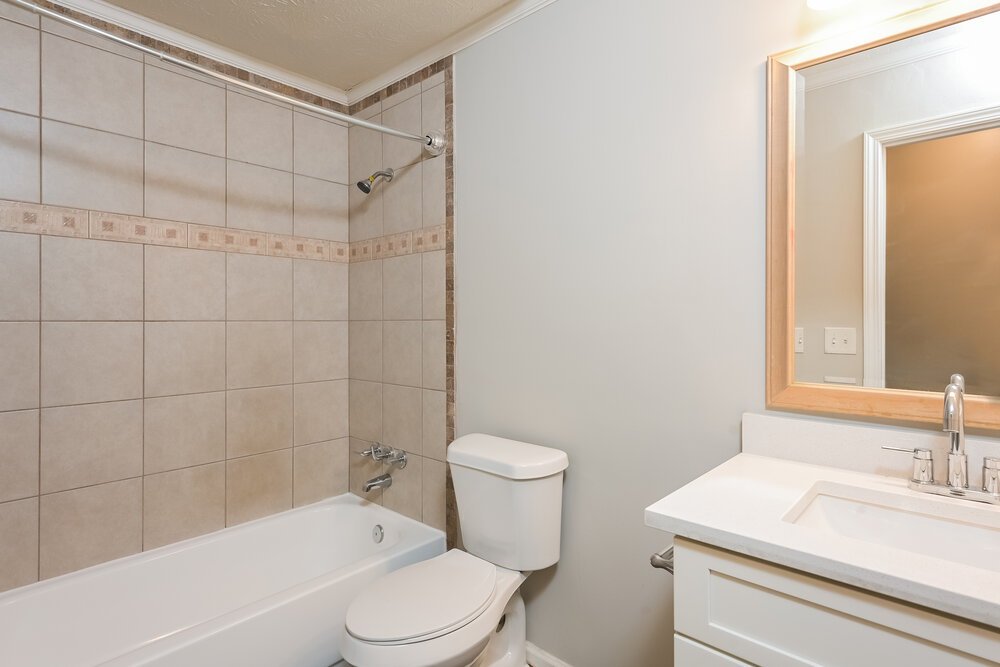 3-Bed Rental on 5177 Aberdeen Ct photo 14