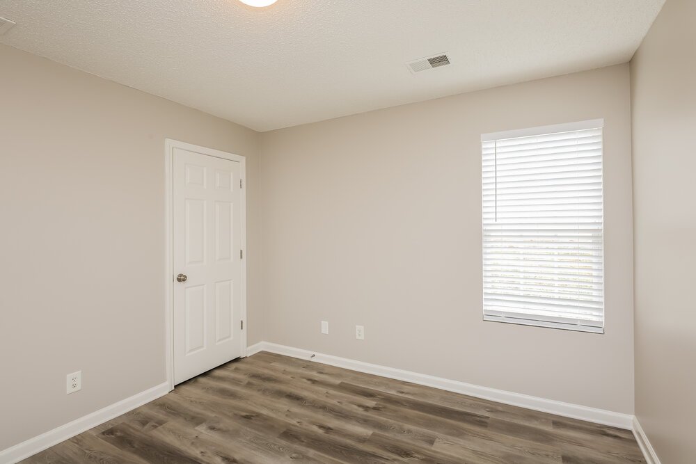3-Bed Rental on 785 Ashland Park photo 14