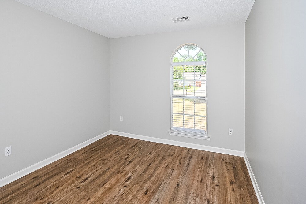 3-Bed Rental on 6620 Tealwood Dr photo 14