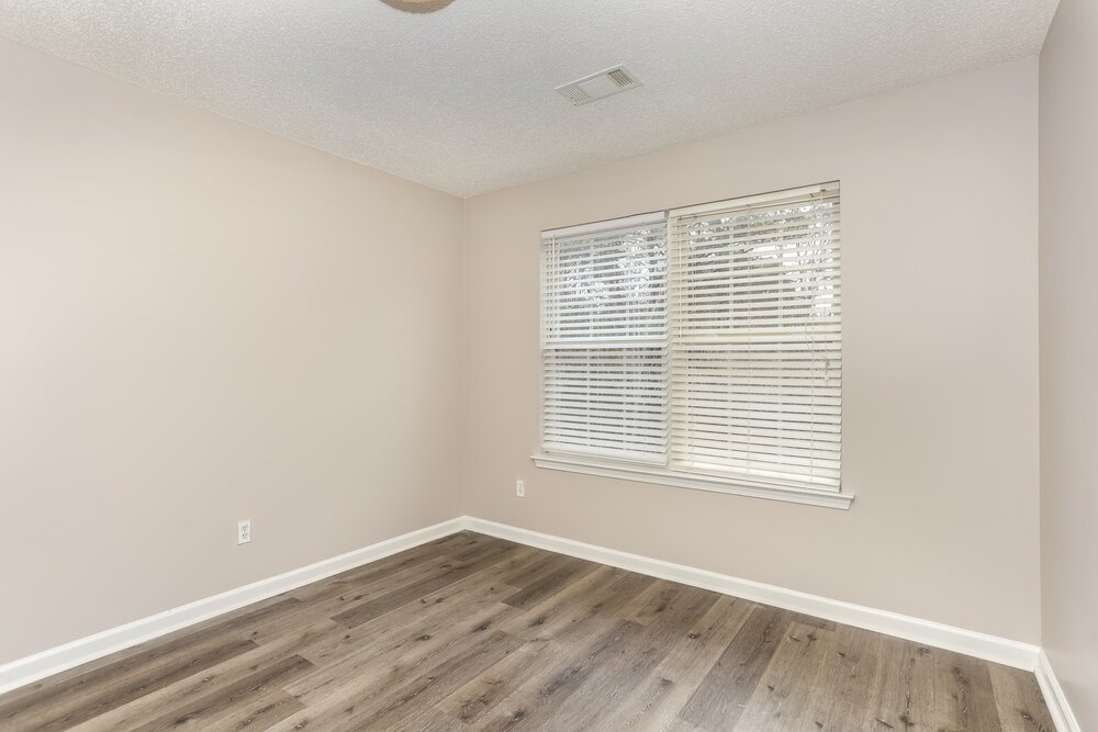3-Bed Rental on 340 Parkway Road photo 14